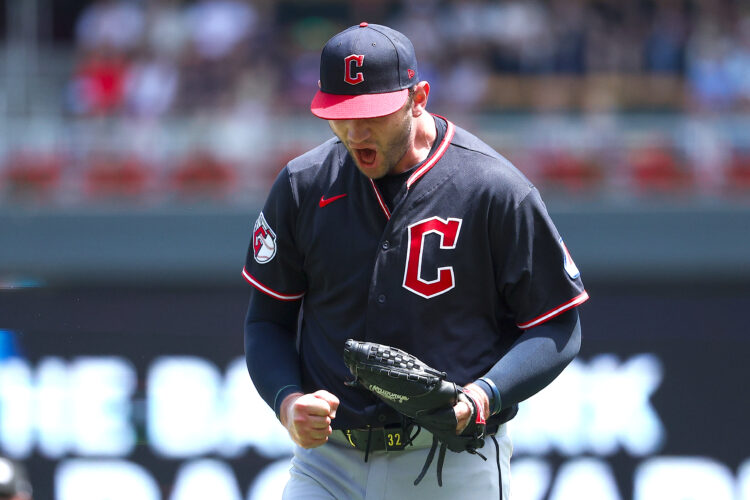Guardians salvage series with Twins
